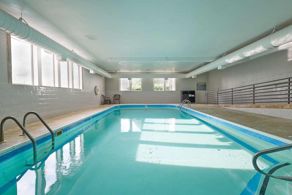 Best Western Plus Bourbonnais Hotel & Suites Instalações foto
