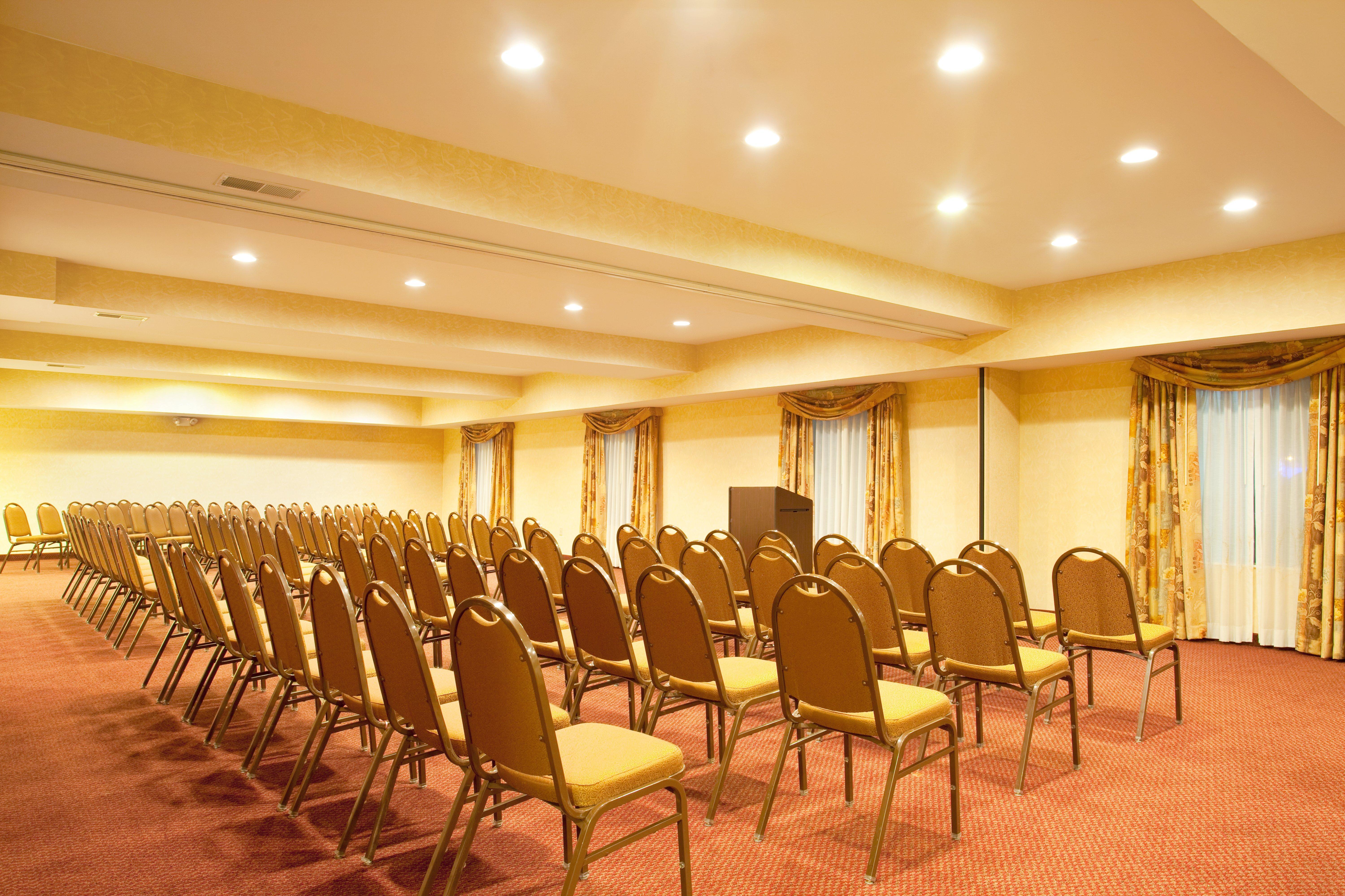 Best Western Plus Bourbonnais Hotel & Suites Exterior foto
