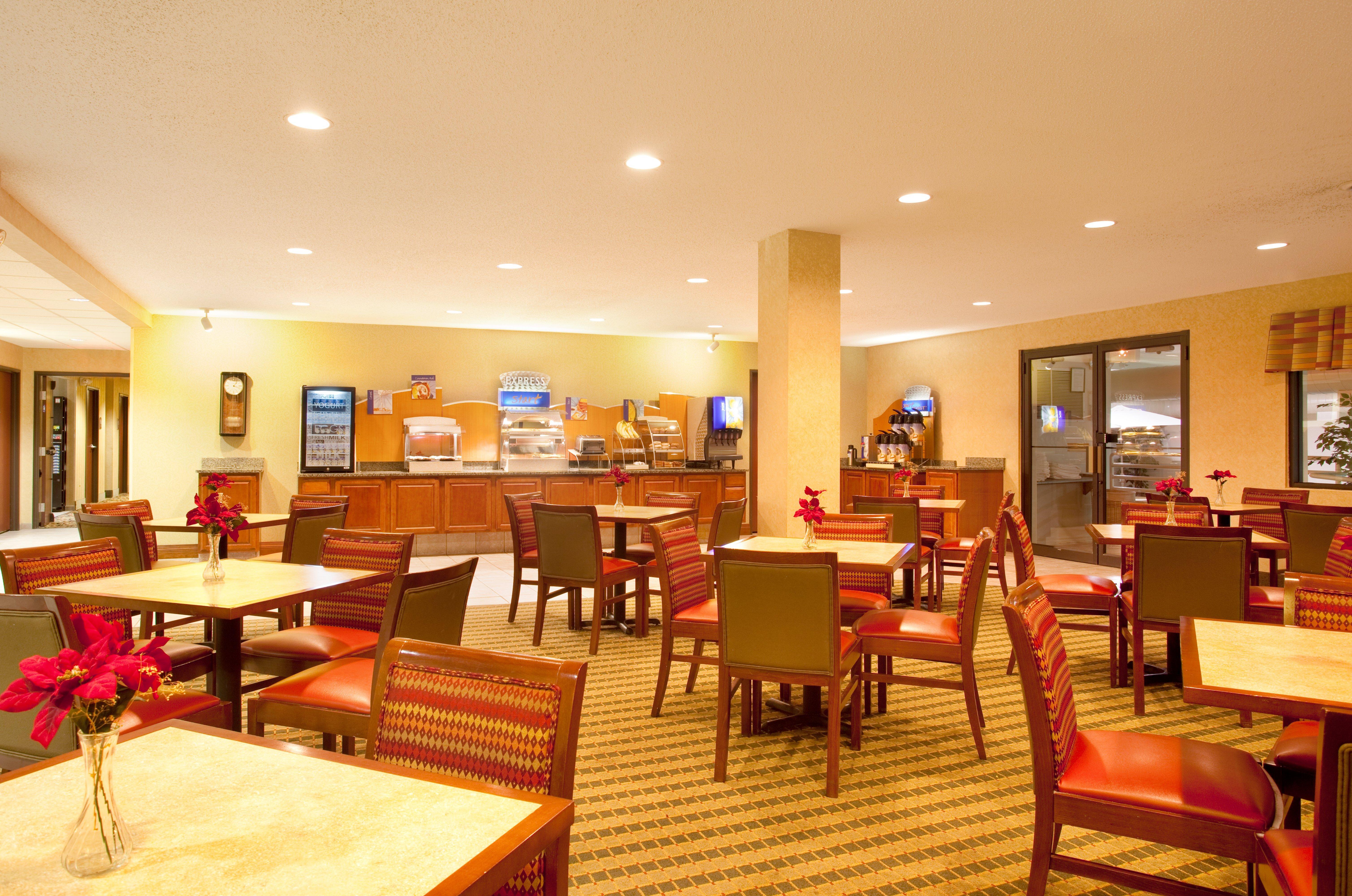 Best Western Plus Bourbonnais Hotel & Suites Exterior foto