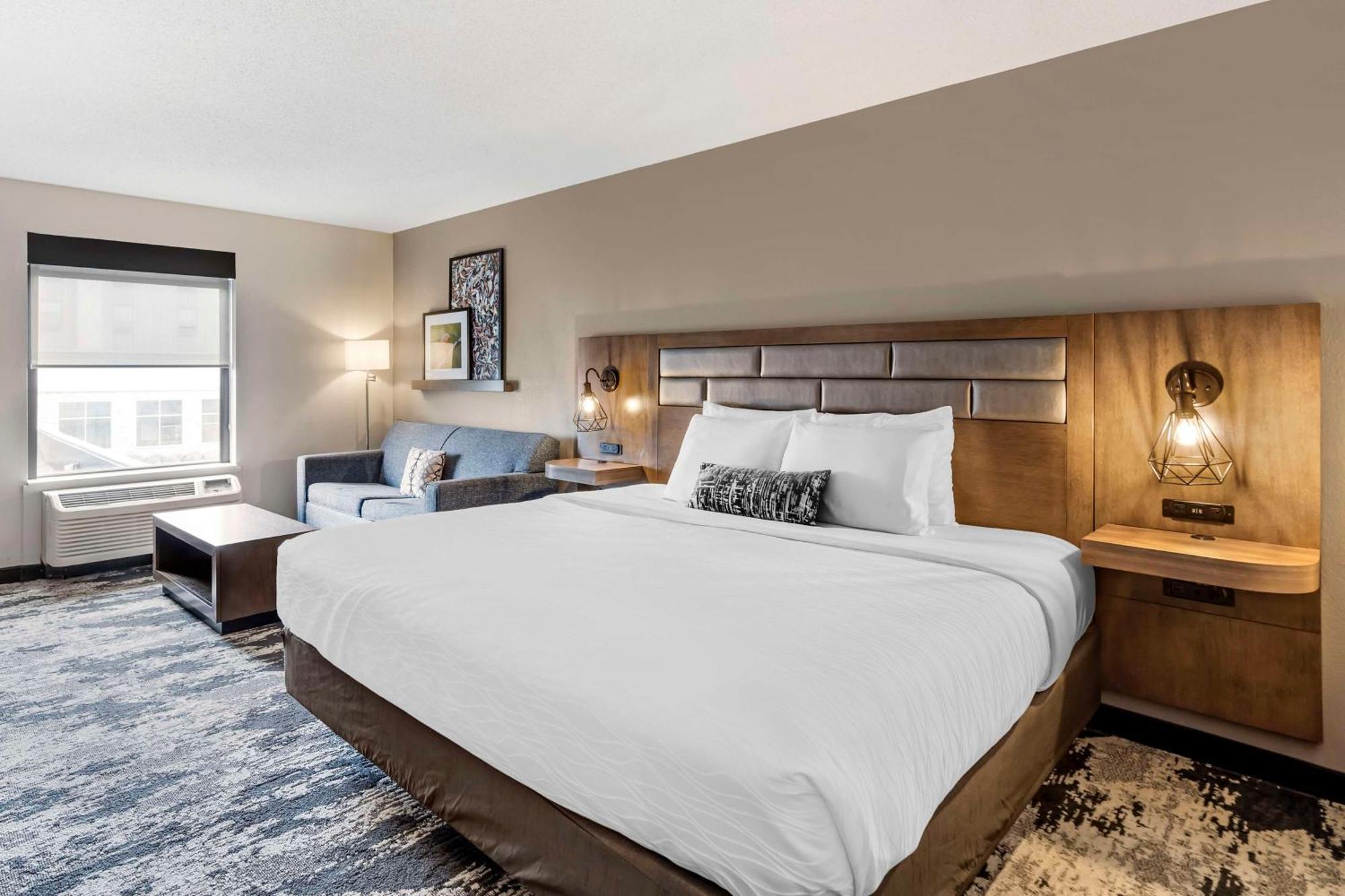 Best Western Plus Bourbonnais Hotel & Suites Exterior foto