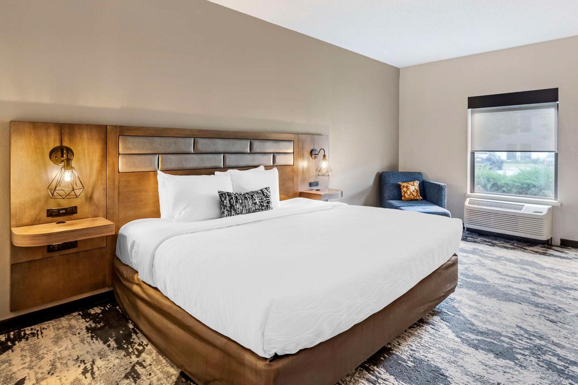 Best Western Plus Bourbonnais Hotel & Suites Exterior foto