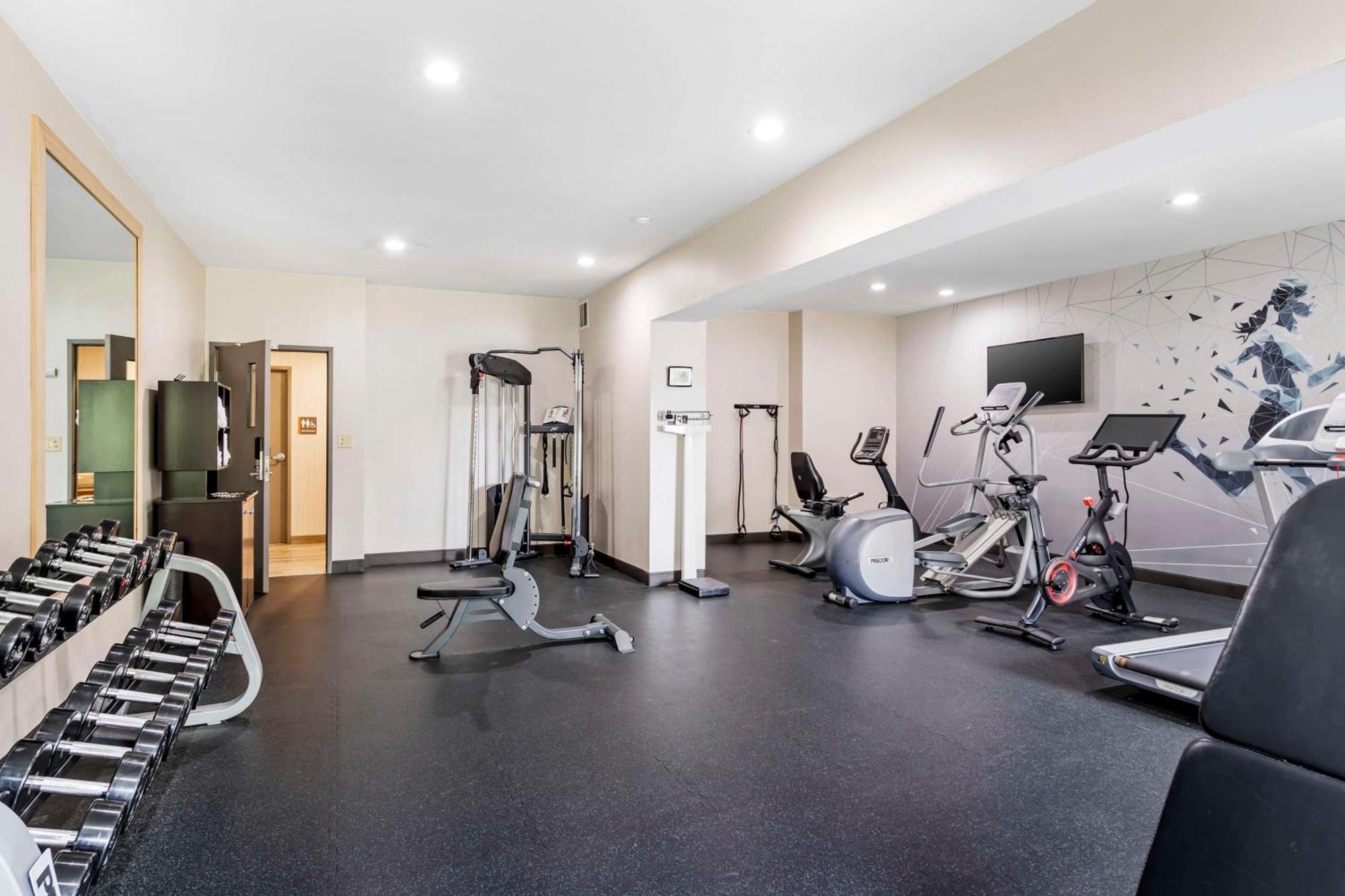 Best Western Plus Bourbonnais Hotel & Suites Exterior foto